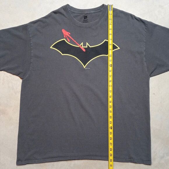 Watchmen x Batman Symbol DC Comics Doomsday Clock Crossover T-Shirt - Size 2XL - Picture 6 of 7